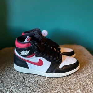 Gym Red Jordan 1. Size 11.5